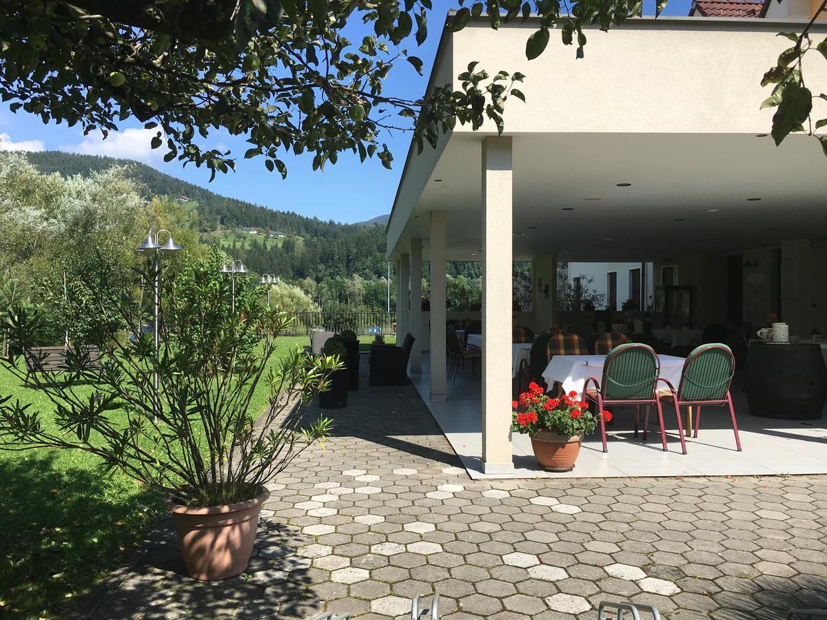 Hotel Delalut Ravne na Koroskem Extérieur photo